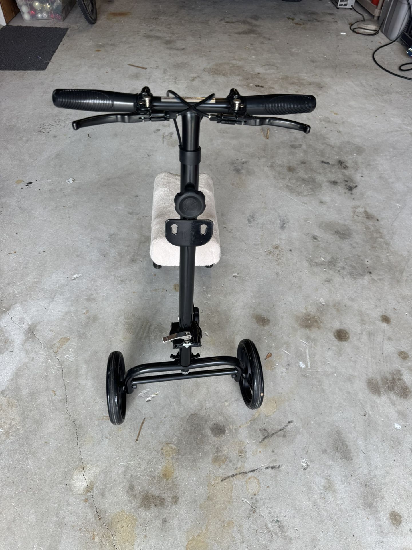Body Med Knee Walker