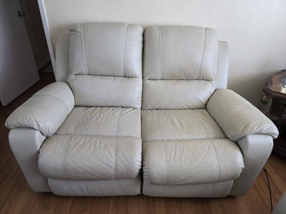 Sofas And Lolove Recliners Good Condition