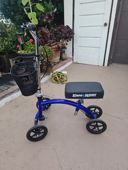 Knee Rover blue/purple gr8 condition