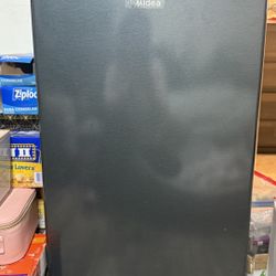 Midea 3.3 cu. ft. Compact Mini Refrigerator with Freezer