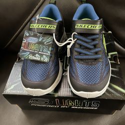 Light Up Skechers Shoes Size 11 toddler