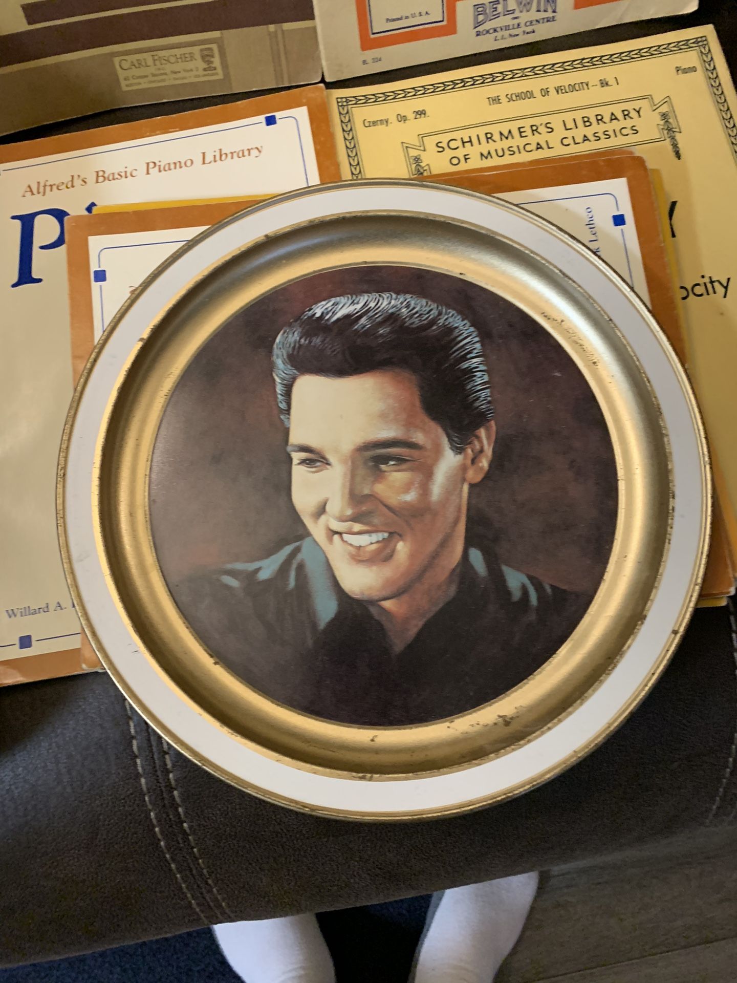 vintage elvis plate for Sale in Las Vegas, NV OfferUp
