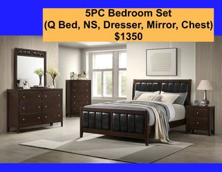 🌺 FREE DELIVERY 🌺Brand New 5PC Queen Size Bedroom Set ( Queen Bedframe, NS, Dresser, Mirror, Chest)