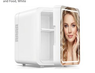 CUTIEWORLD Skincare Fridge With LED Light Mirror,
