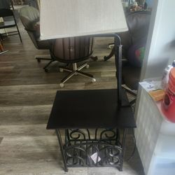 End Table Lamp And Magazine Rack