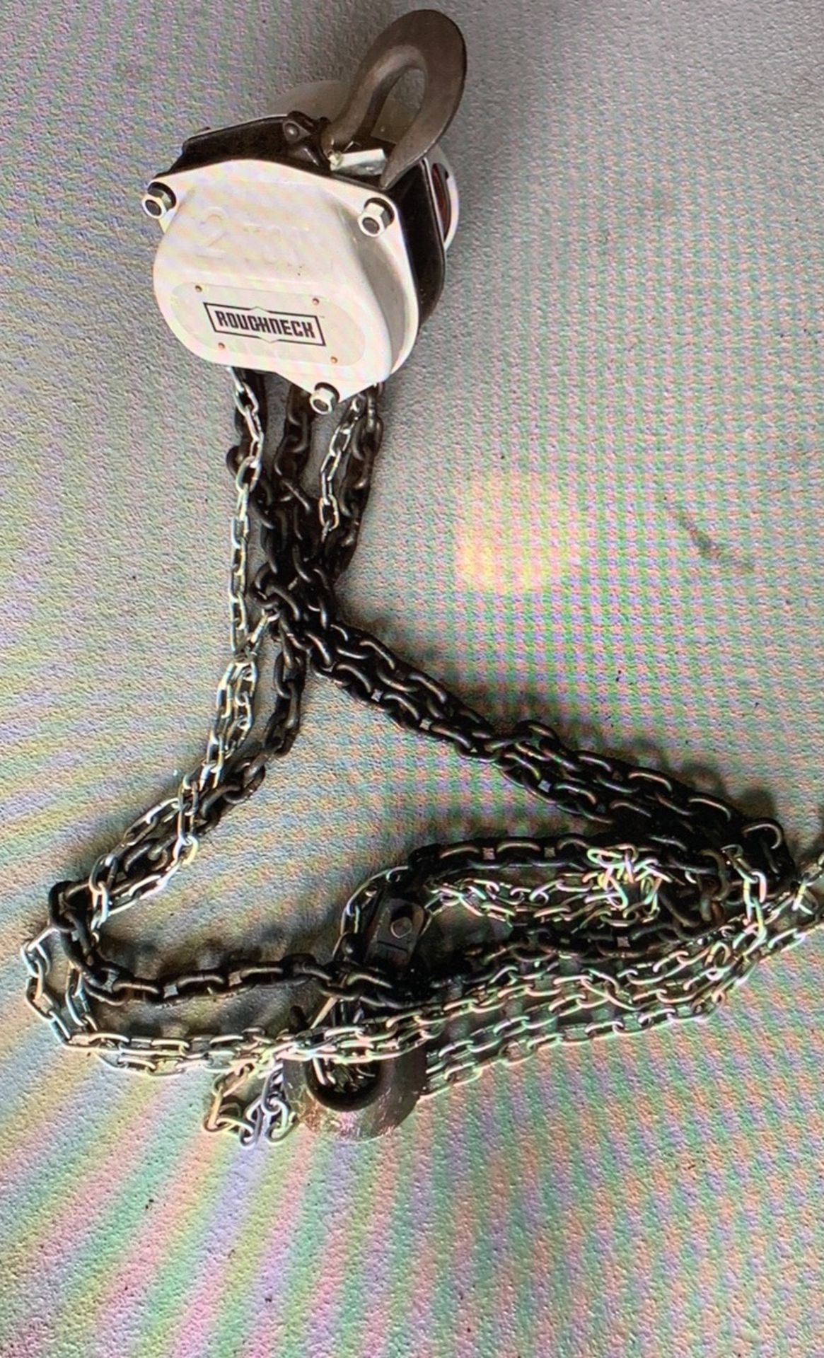 Roughneck 2 Ton Manual Chain Hoist - 10 Ft Lift
