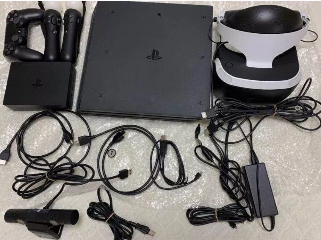 PS4 With+ Full VR Set-up