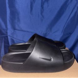 Nike Calm Slides 