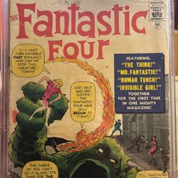 Fantastic Four Spider-Man Avengers Secret Wars Swamp Thing Power Girl Cat-Woman Hellboy X-Men Batman Comic Books Marvel DC Comics MCU DCU