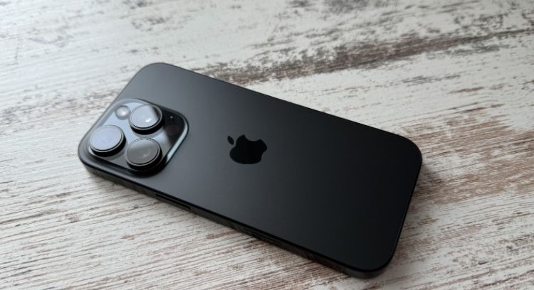 iPhone 16 Pro
