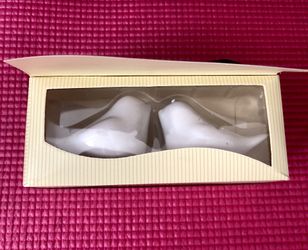 Salt and pepper shakers