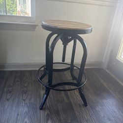 3 Bar Stools