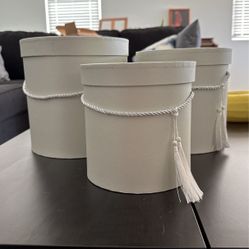 Set of 3 Round boxes