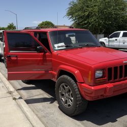 1999 Jeep Cherokee