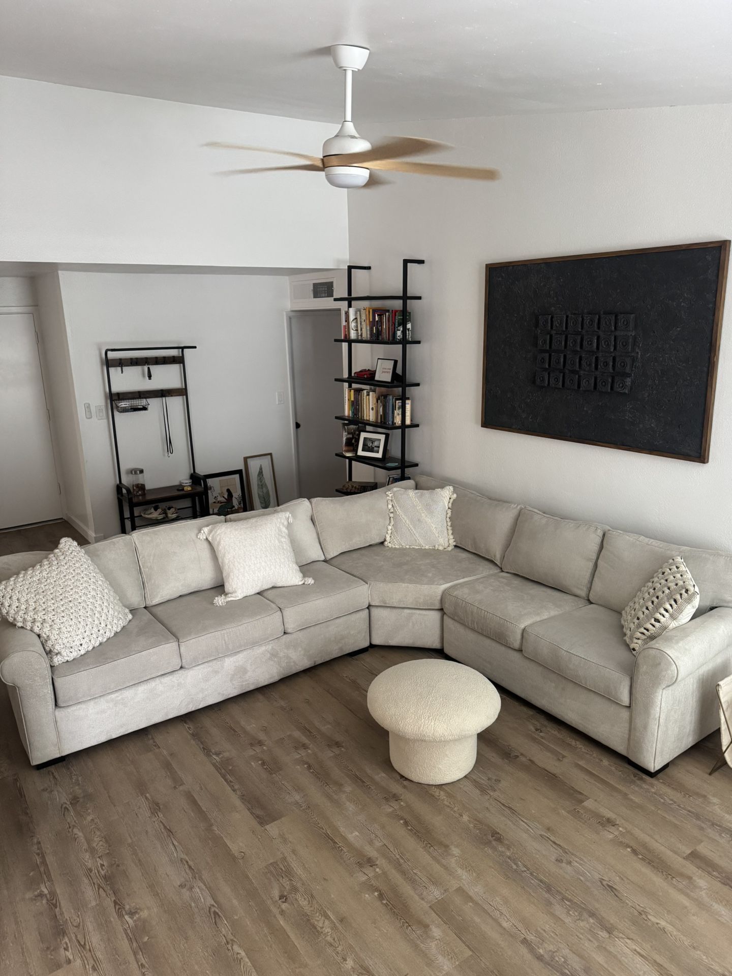 Living Spaces Sofa ( Delivery Available )