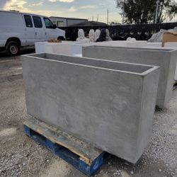 Concrete Planter 