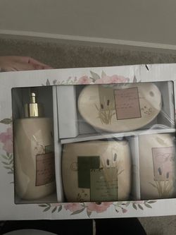 Bath set