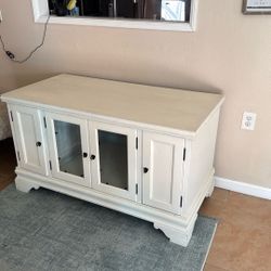 Antique Entertainment 