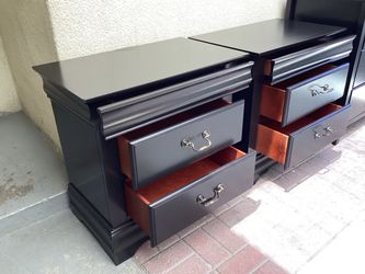 DRESSERS