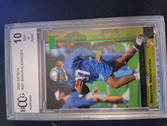 2000 skybox Shaun Alexander graded 10