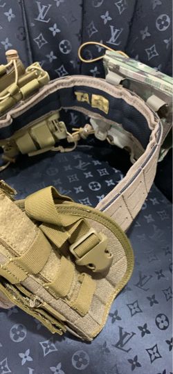 Tactical MOLLE Battle Belt with Attachments