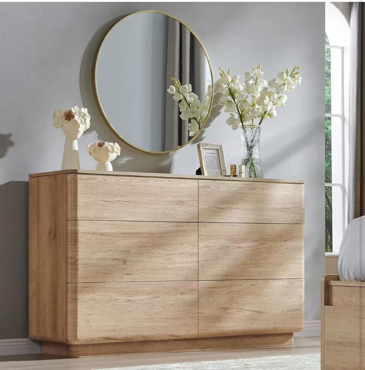 Modern 6-drawer bedroom dresser,