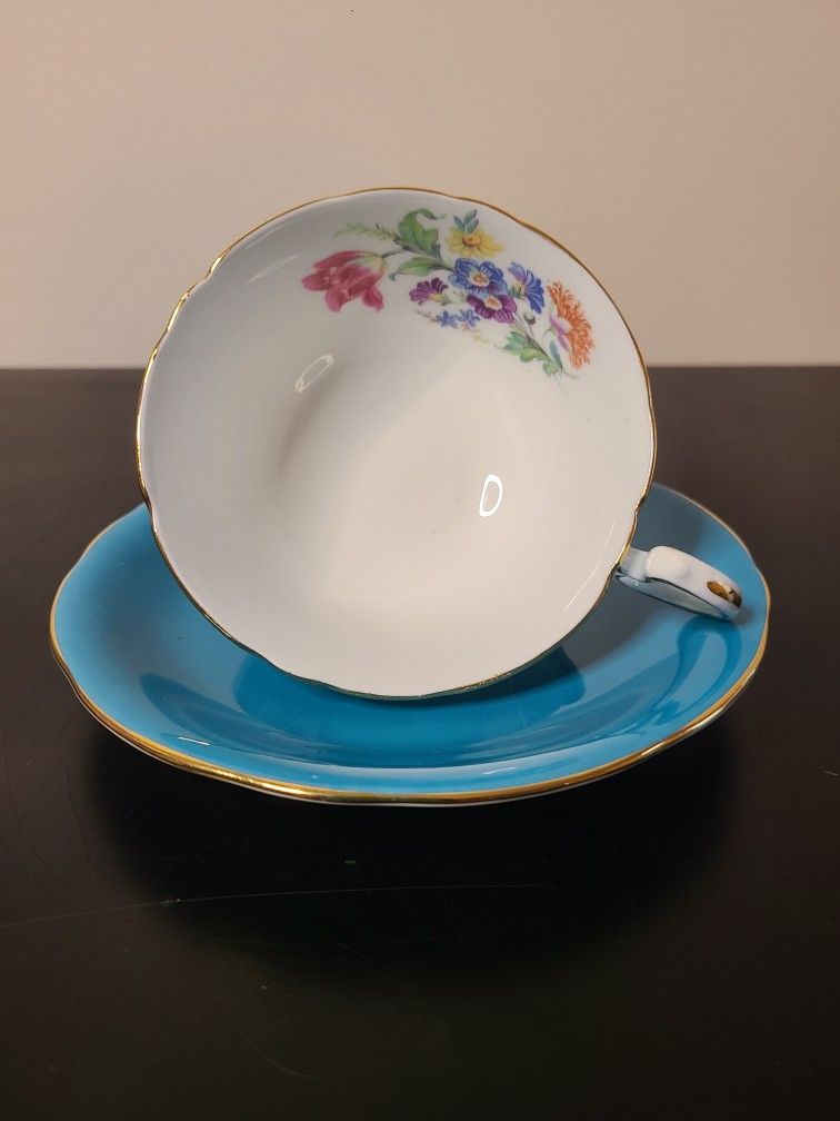 Aynsley England Bone China Teacup and Saucer Set