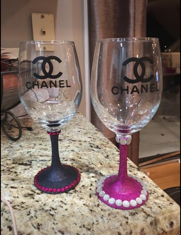 Chanel wine glasses for Sale in Naperville, IL - OfferUp