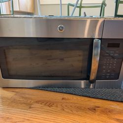 GE Over The Range Microwave (Broken)