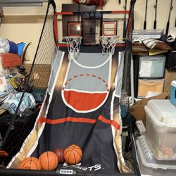 MD Sports two person arcade game