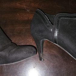 Black Heeled Boots Size 10
