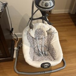 Baby graco Swing