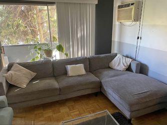 Modern Gray Sectional Sofa w/ Chaise