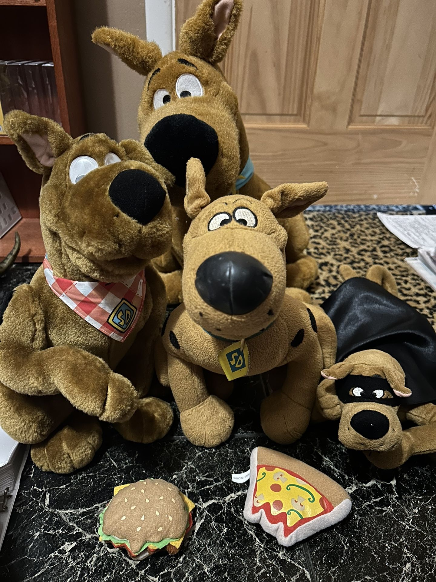 4 Various Sized Scooby Doo Plushies