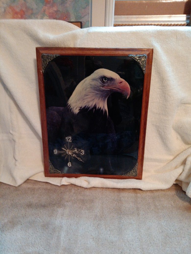 Eagle Clock
