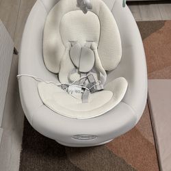 Graco SmartSense Soothing Baby Swing