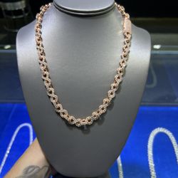 Rose gold moissanite infinity link chain