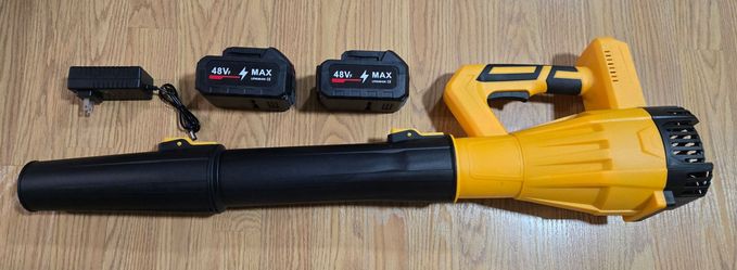 Leaf Blower, 580CFM 160MPH Leaf Blower Cordless with 2 Battery 48v & Charger, brand new