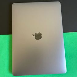 Apple MacBook Air 13 (2020 Model/ M1 chip) 8GB Memory 256gb storage works perfect 
