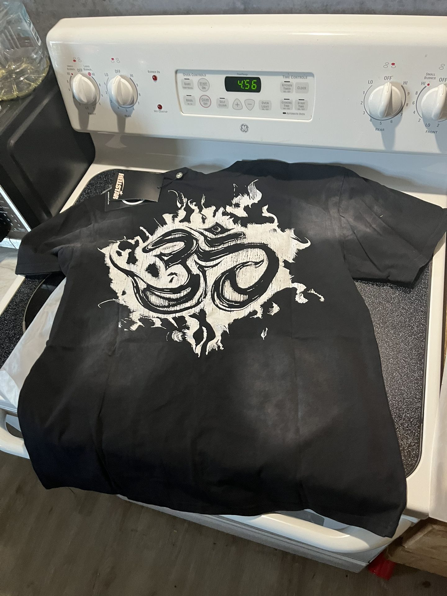 Hellstar Studios inner peace T-shirts In Black