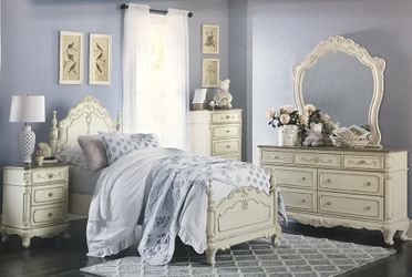 Cinderella Bedroom Set