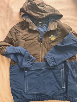 Vans pullover jacket - medium