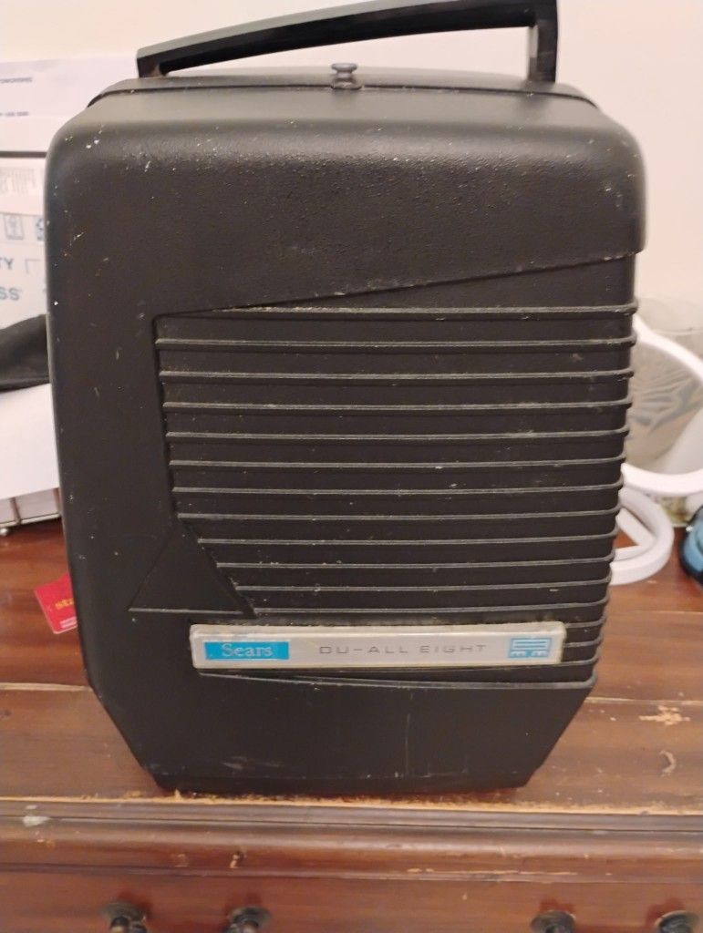Sears Du-all Eight Super 8/regular 8mm Movie Projecter
