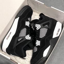 Air Jordan 4