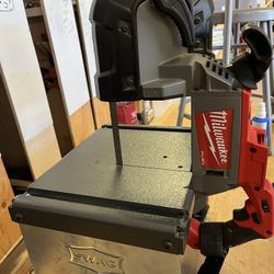 Milwaukee M18 Fuel Deepcut Bandsaw + Swag Portaband Table