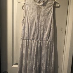 Lily Rose Beautiful Lace Dress Size 11