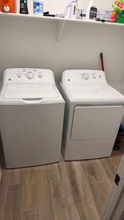GE, white washer and dryer