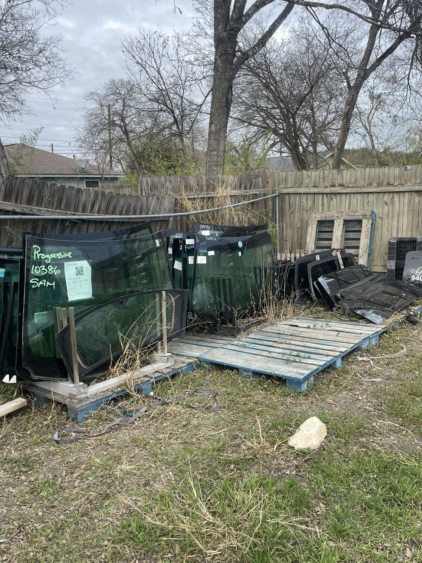 Windshields For All Vehicles