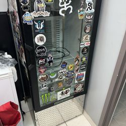 Beverage/ Snake Incubator 