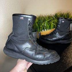 Danner Arcadia 400 8” Insulated Black Boots